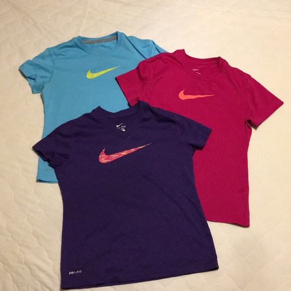 NWT Boys//Girls Youth Nike Dri Fit Fit T-shirt Blue White Sizes M-XL Red